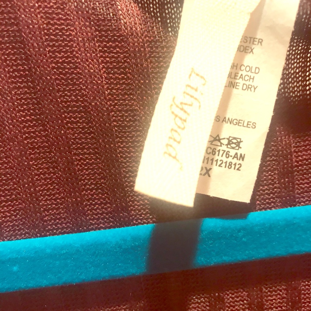 Sweater. - Picture 3 of 3
